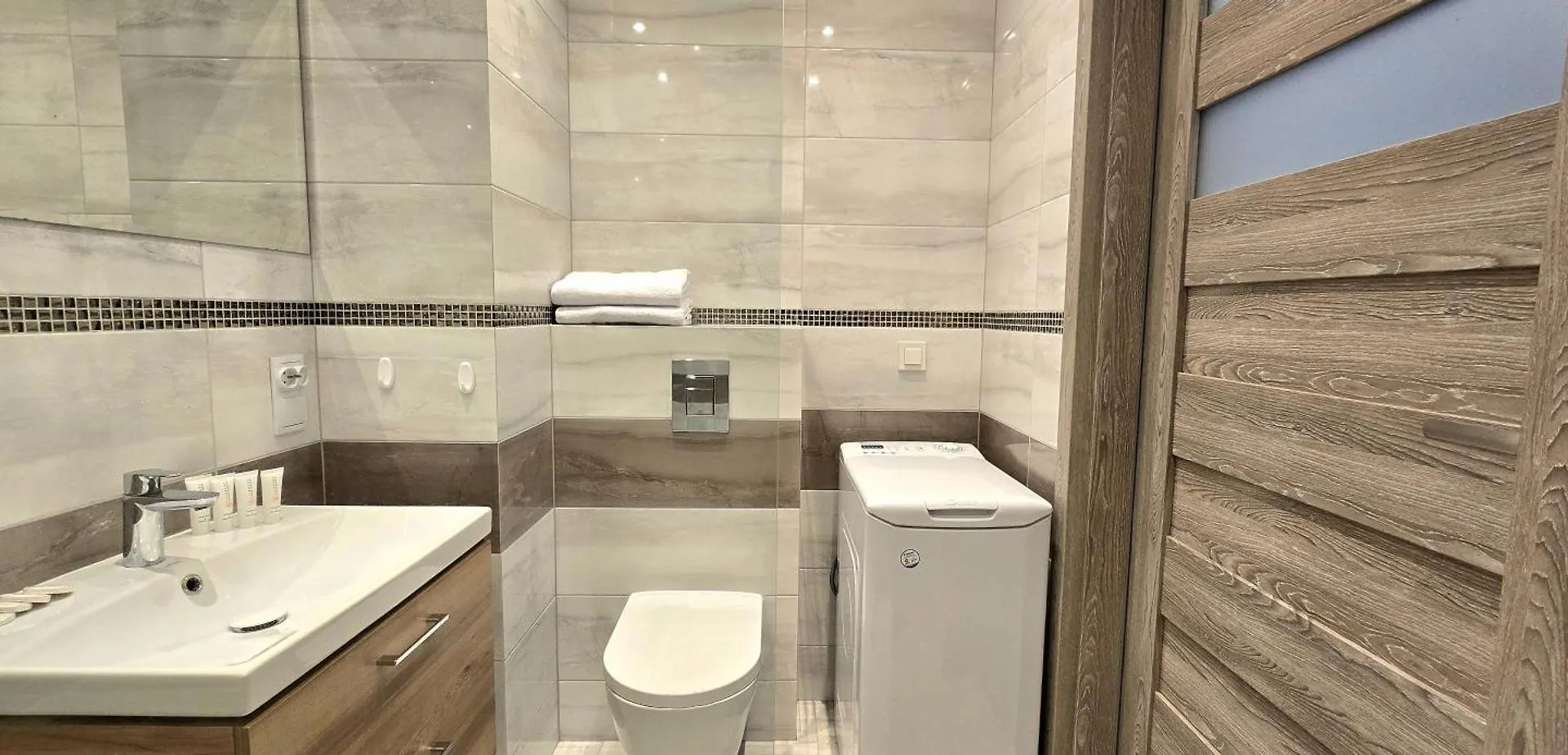 شقة Triapart Apartamenty Skyline View Suite غدانسك بولندا